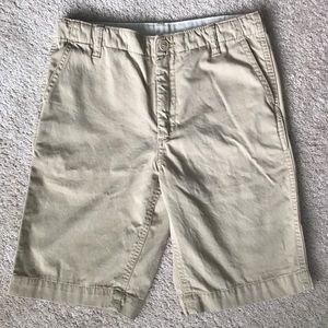 GAP khaki shorts